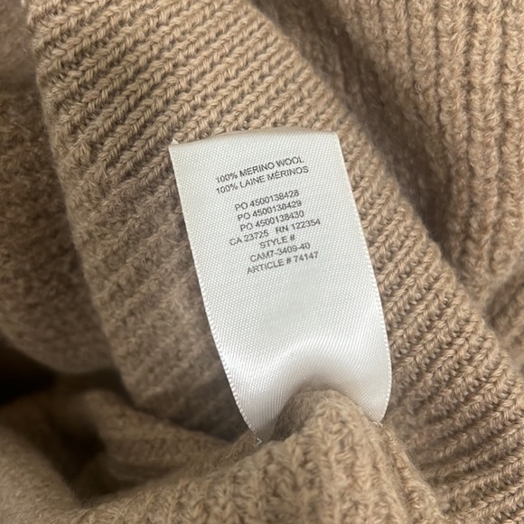 Aritzia’s Wilfred Merino Wool Cree Neck Sweater. Size Medium. Camel Color. - Picture 5 of 6